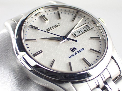 GRAND SEIKO 9F Quartz 130th Anniversary Limited Edition SBGT039 TO254552 - Picture 2 of 15