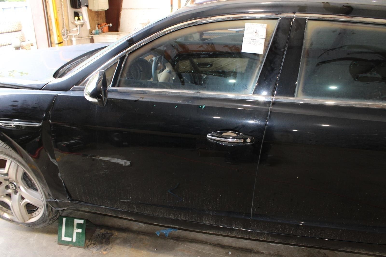 Bentley Flying Spur Motors Set