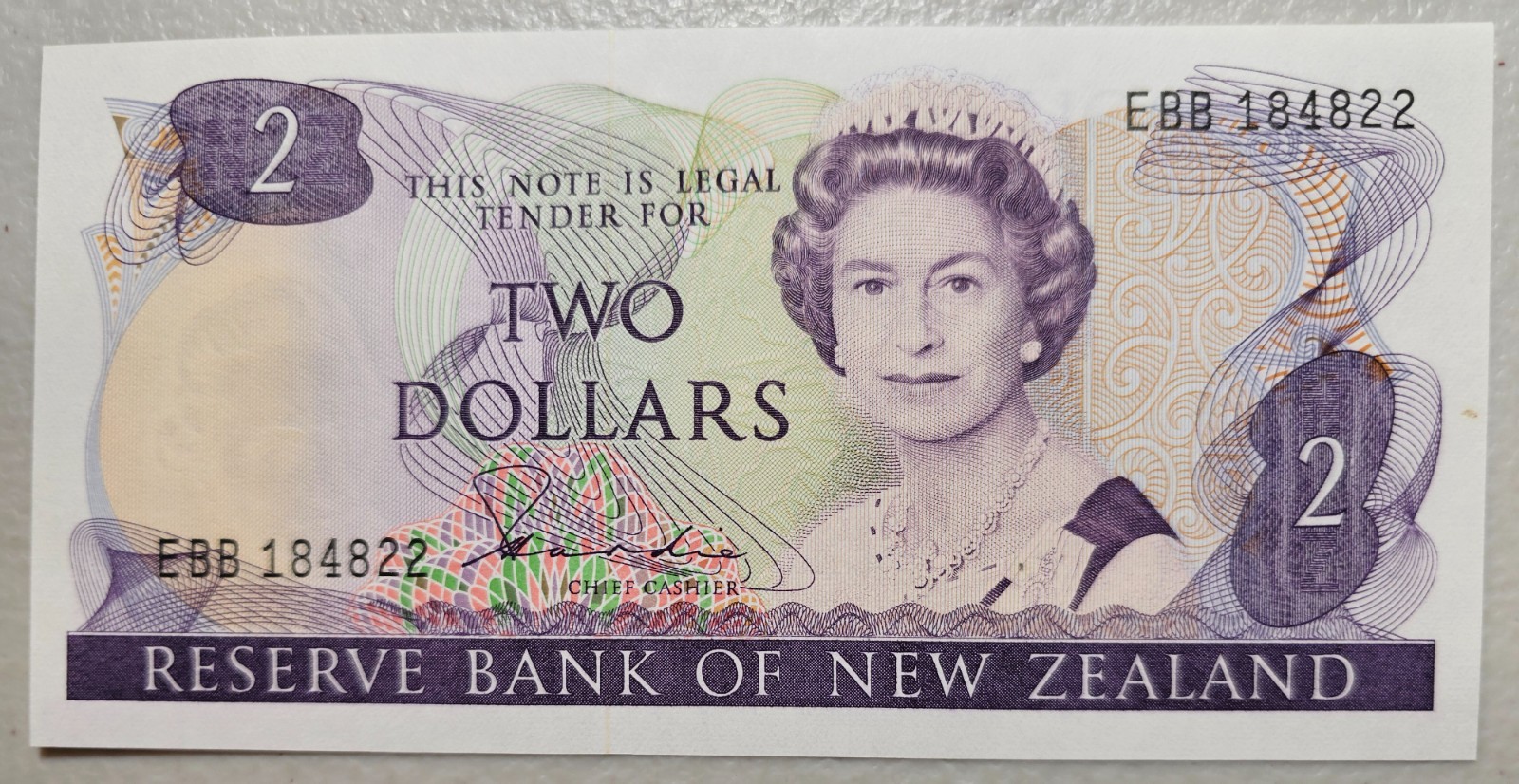 New Zealand 2 Dollars 1981-85 Unc