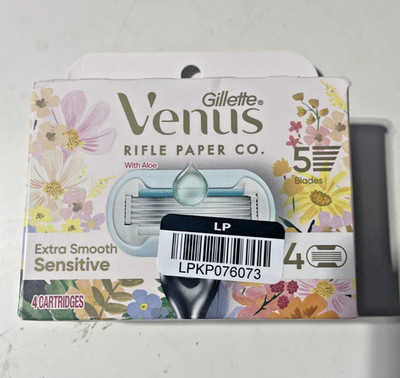 Gillette Venus Razor Blade Extra Smooth Sensitive with Aloe, 5 Blade- Pack of 4