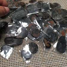 20 pares de muestras de concha de amonita negra Madagascar