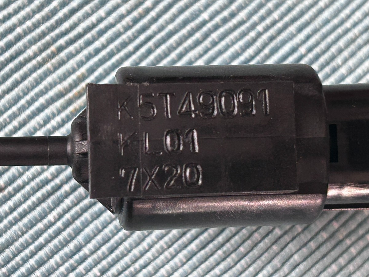 MAZDA 626 MX6 Protege Millenia MPV 929 RX8 Vacuum Solenoid Valve