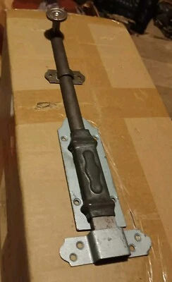 Targette Verrou de porte ancien en fer forgé Neuf De Stock 30 CM - Photo 1/4