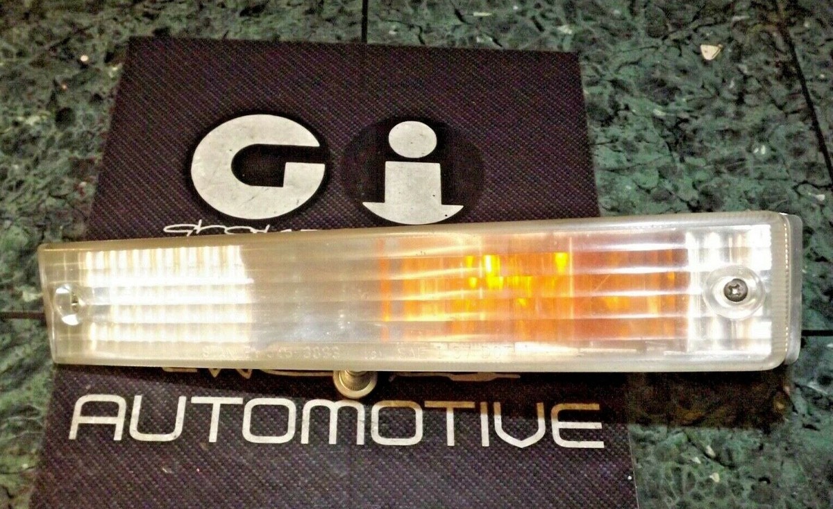 90-91 OEM Honda Civic SH3 SH4 front driver turn signal lens light