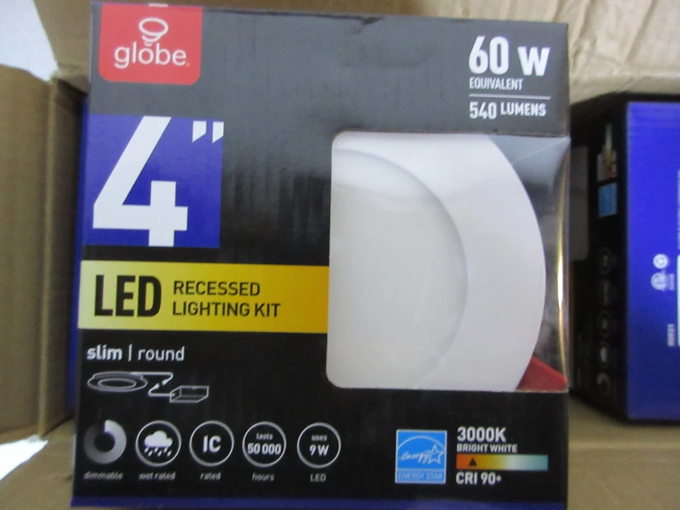 Globe Electric Slimline 4 pulgadas Kit empotrado LED integrado acabado blanco 4PK Foto 4 de 4
