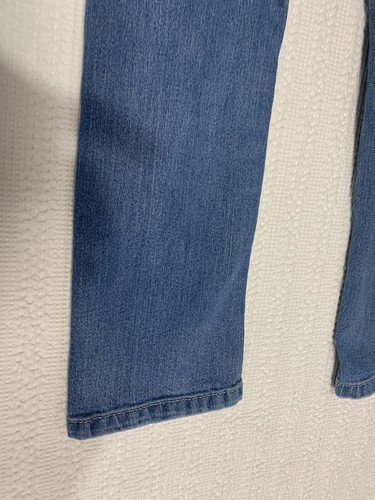 Levi’s Red Tag Jeans Kids Size 12 Light Blue Denim Waist 26” Inseam 27” - Picture 19 of 21