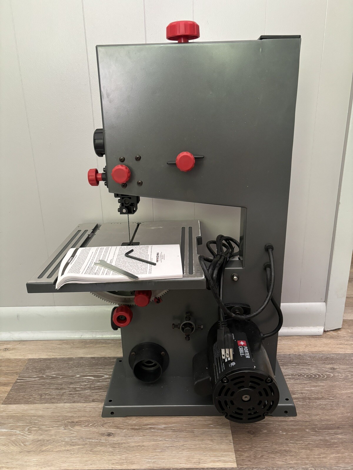 PORTER CABLE 9inch 2.5 Amp Stationary Band Saw PCXB310BS eBay