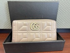 GUCCI Pearl GG Marmont Leather Zip Around Lon...