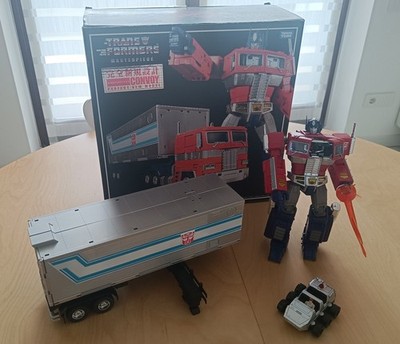 TRANSFORMER TOMY TAKARA MASTERPIECE MP10 MP-10 - OPTIMUS PRIME CONVOY