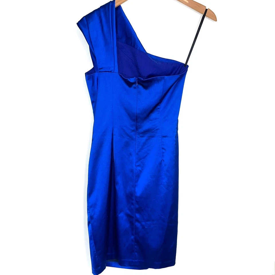 Vestido de cóctel David Meister azul real satinado con un hombro talla 6 Foto 4 de 4