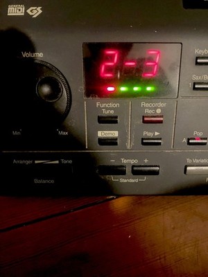 Roland RA-30 Arranger Recorder Desktop Synthesizer with MIDI and