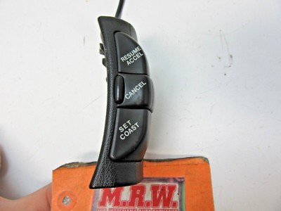 CRUISE CONTROL SWITCH OFF STEERING WHEEL SET COAST CANCEL RESUME 95 96 MILLENIA