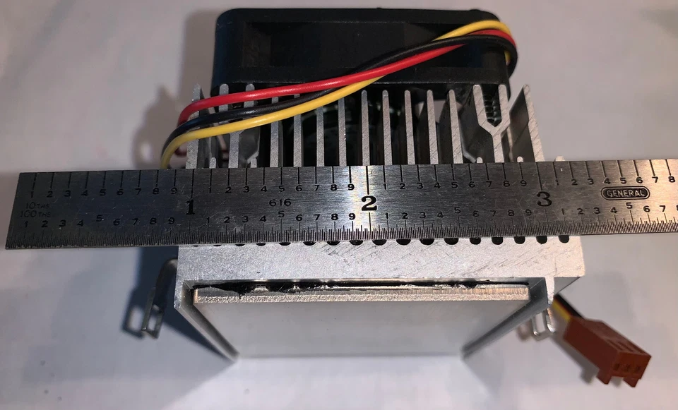 FOXCONN DC 38P 20W Fan & Heatsink IBM PN: 22P2457 - Image 4 of 4