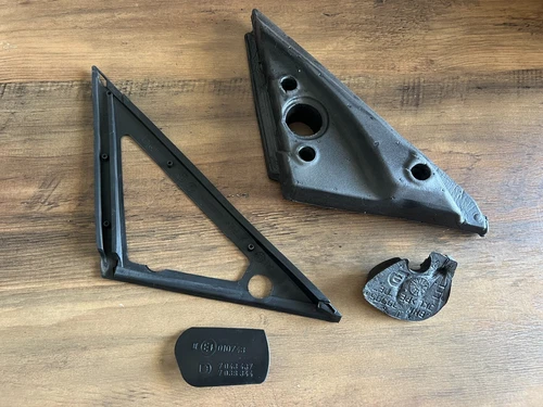 BMW 5 E60 E61 GENUINE LEFT Mirror Rubber Triangle Foam Cover SET