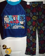 Justice League Heroes Flame Resistant 2 Piece Pajama PJ Set Boys Size 8 NEW