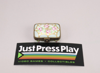 Limoges France Peint Main Painted Roses 1'' Small Pill Box Porcelain Numbered