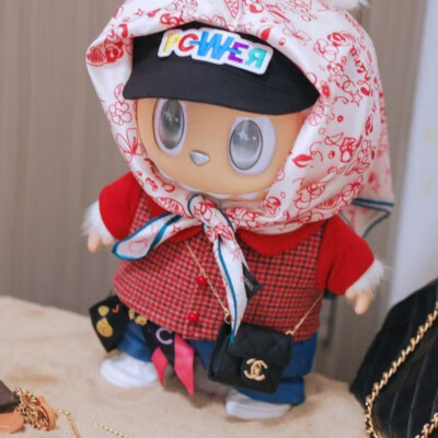 17cm Labubu G-DRAGON ジヨン ぬいぐるみ お洋服 LABUBU POWER 17cm