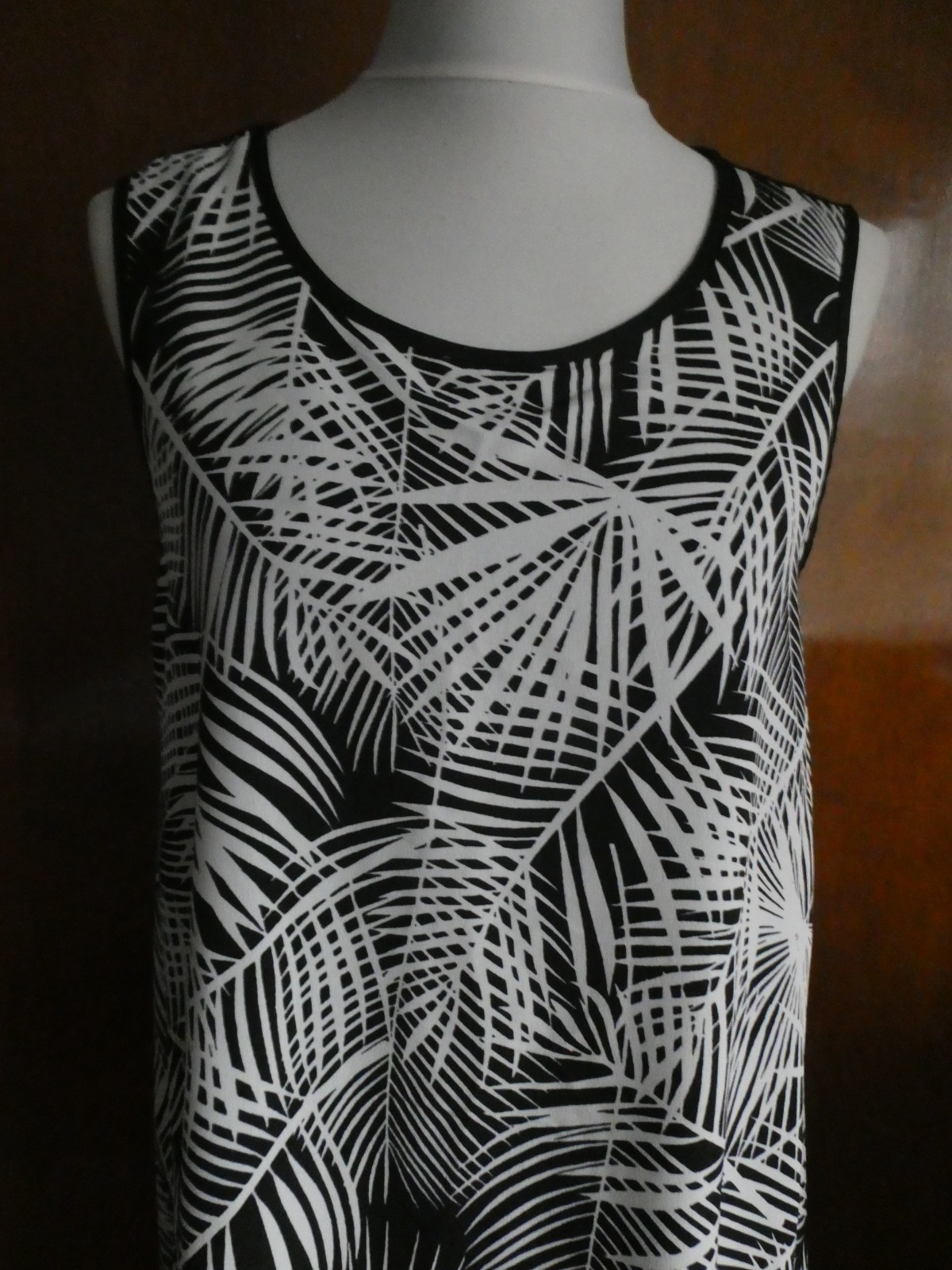 Partizia Lusa Milano Black/White Detailed Asymmetric Tunic Dress Size Medium image 3