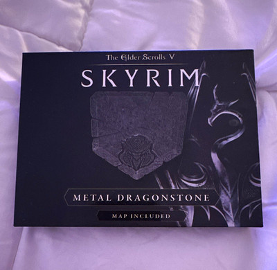 The Elder Scrolls V: Skyrim Metal Dragonstone w/ Map Included Zavvi