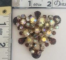 Vintage D & E  Juliana. Verified Ref # 5782 B...