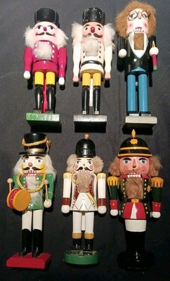 Lot Of 6  Wooden Nutcrackers Christmas Holiday Decorations (FREE SHIPPING)