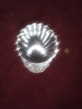 VTG-Weidlich Bros. Silver Plate 7"x6" Shell Dish Trade Mark WB 2940 C