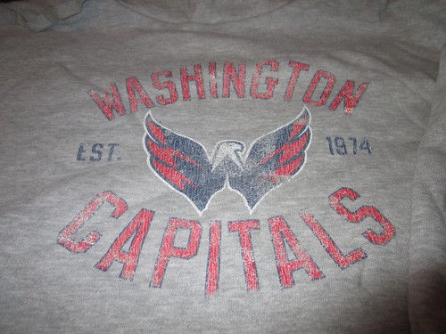 NEW FANATICS WASHINGTON CAPITALS HOCKEY HOODED SWEATSHIRT WOMENS FADE GRAY 2X - Picture 2 of 2