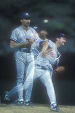 Dave Stieb Toronto Blue Jays lanza durante un juego de béisbol v the - Foto antigua 2