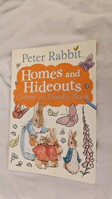 Peter Rabbit: Homes And Hideouts Colour And Doodle Book (Paperback 2022)