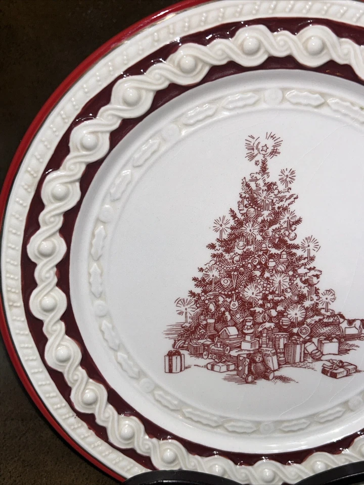 Grassland Road 8.5" Christmas Tree Plate Red White Season Of Wonder Salad 444882 — 第 3/4 张图片