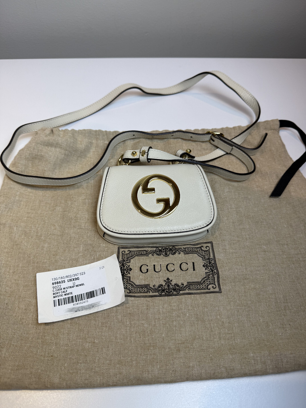 Authentic Gucci White Leather Mini Crossbody Wallet Bag GG Logo  