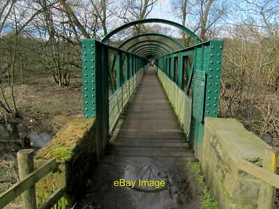 Foto 12x8 Fußgängerbrücke entworfen von Jowett Kendall dieser lange gusseiserne Fuß um 2014