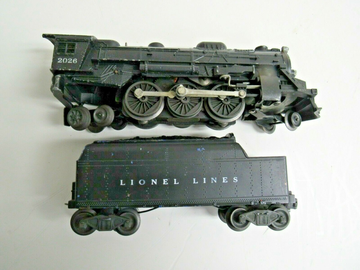 Lionel #2026 Steam Engine 6466W Whistle Tender