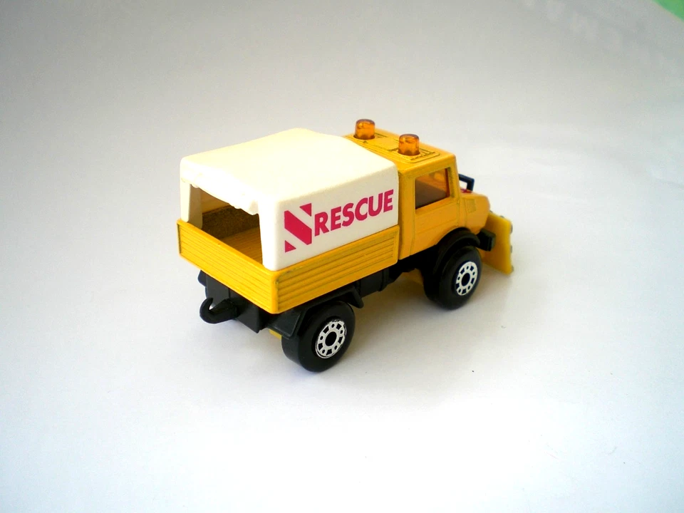 MATCHBOX * UNIMOG * RESCUE * 1983 * MACAU * OHNE OVP - Bild 2 von 2