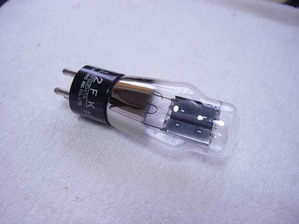 Tubos de vacío National 6C6 / 6Z-P1 / 12FK - Probados - Juego de 3 - JAPÓN Foto 4 de 4