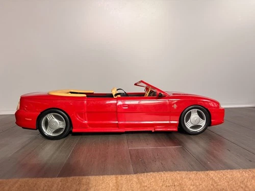 Vintage 1994 Barbie Ford Mustang Convertible Car Expanding 2 to 4 Seat Mattel