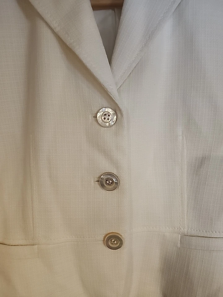 Chaqueta Blazer Ann Taylor Petite Crema Talla 2P Botón Algodón/Rayón Foto 3 de 4