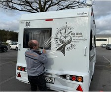 Sulla strada - Biglietto. Servizio di incollaggio presso la vostra sede.