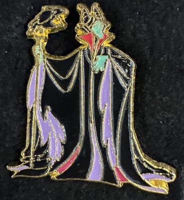 Disney Villains Maleficent mit Diablo Pin von Loungefly - BoxLunch Exclusive