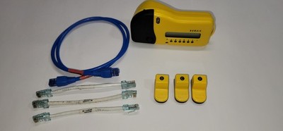 SIEMON STM-8 Network cable Tester with 3 remotes, carrying case and 4 cables