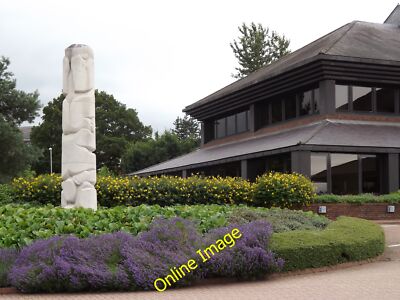 Foto 12x8 Obelisk, Surrey Research Park Onslow Village moderne Skulptur b c2012