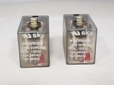 SKY ELECTRONICS SKNPLM-2C POWER RELAY 10A 120VAC PLUG-IN (LOT OF 2)