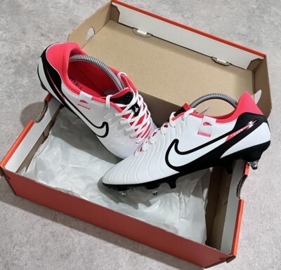 nike tiempo white football boots