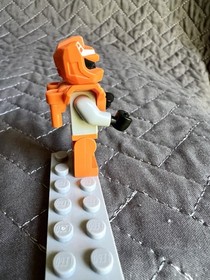 Lego Orange Robot Sidekick gs010 Minifigure Space Galaxy Squad 70705 70707