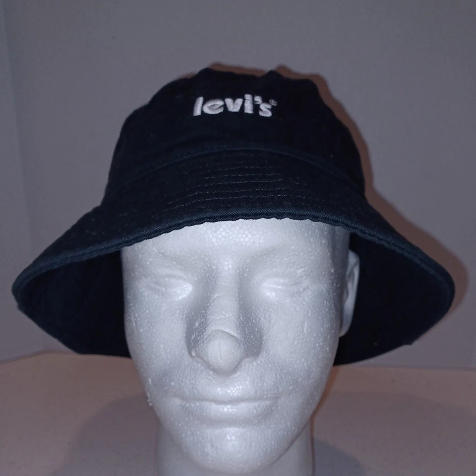 Cubo unisex Levi's en negro talla mediana 100% algodón Foto 2 de 4