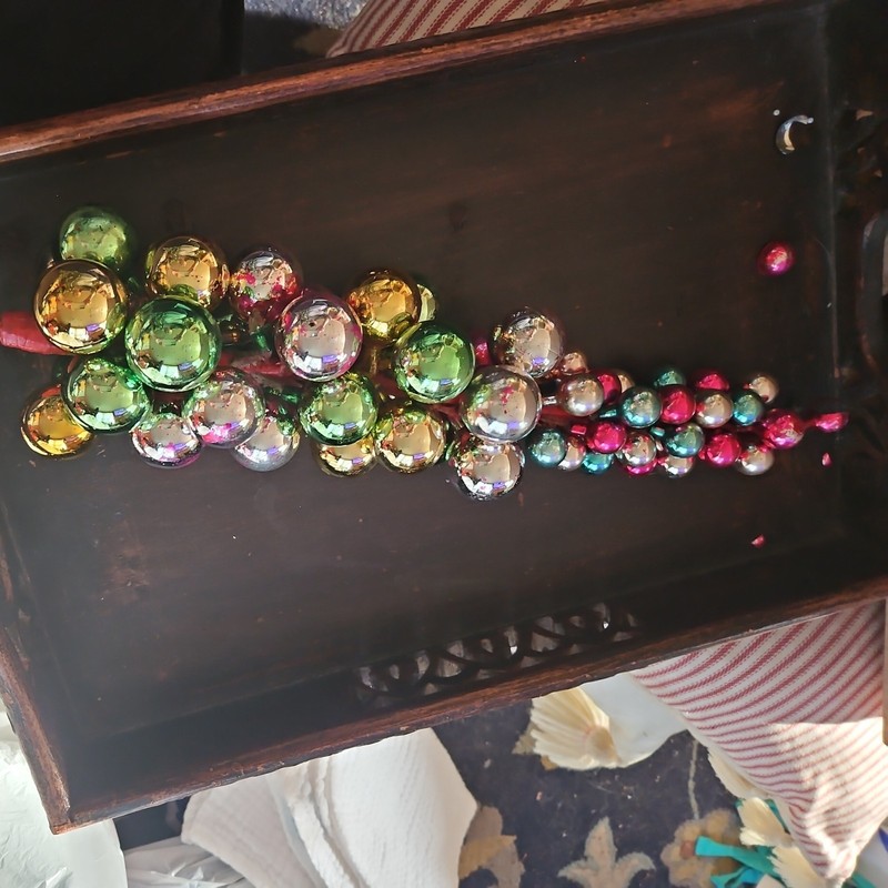 Vintage Ornament XMas Tree Glass, possibly Shiny Brite , metal rod very old