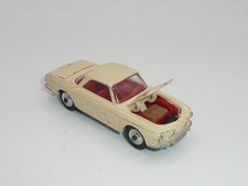 Corgi 239 Volkswagen Karmann Ghia w/spare &amp; Case  *original*