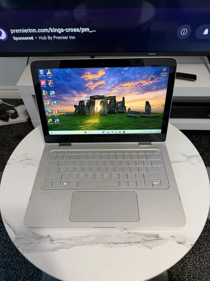 HP SpeCtre X360 Touchscreen, 2in1 Laptop & Tablet, 8gb ram, 256gb, Intel core i5 - Image 2 of 4