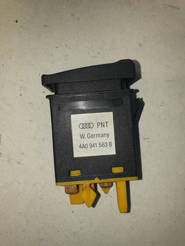 AUDI 100 4A, C4 Nebelscheinwerferschalter 4a0941563b 2.60 Petrol 110kw 23550449
