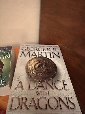 Lot of 6 The Game of Thrones Books Full Set 1-5 George R.R. Martin